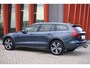 Volvo V60 Cross Country B5 AWD Ultimate | Stoelverwarming | Trekhaak | Panoramadak | Leder | Pilot Assist | BLIS | Full Options