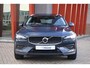 Volvo V60 Cross Country B5 AWD Ultimate | Stoelverwarming | Trekhaak | Panoramadak | Leder | Pilot Assist | BLIS | Full Options