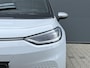 Volkswagen ID.3 204pk First Plus 58 kWh | SoH 95% | Steunhaak | Navigatie | LED Matrix