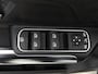 Mercedes-Benz B-klasse 250 e AMG Plug-In Hybride | AMG Styling | Night Pakket | Panorama Schuif-Kanteldak | Distronic | Inclusief 24 maanden Mercedes-Benz Certified garantie voor Europa.
