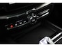 Volvo XC60 2.0 T6 Plus Black Edition Recharge AWD | Trekhaak | 360 Cam | Pano | Head-up | Harman/Kardon | Memory