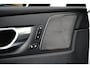 Volvo XC60 2.0 T6 Plus Black Edition Recharge AWD | Trekhaak | 360 Cam | Pano | Head-up | Harman/Kardon | Memory