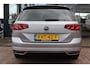Volkswagen Passat Variant 1.4 TSI PHEV GTE Business | Achteruitrijcamera | Cruise control adaptief | Lichtmetalen velgen multi-spaaks 17"