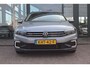 Volkswagen Passat Variant 1.4 TSI PHEV GTE Business | Achteruitrijcamera | Cruise control adaptief | Lichtmetalen velgen multi-spaaks 17"