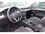 Volkswagen Passat Variant 1.4 TSI PHEV GTE Business | Achteruitrijcamera | Cruise control adaptief | Lichtmetalen velgen multi-spaaks 17"