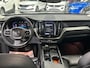 Volvo XC60 2.0 T8 Plug-in hybrid AWD Ultimate 455 PK / Panorama dak / Lederen interieur / Elektrische stoelen / Memory / etc..