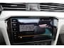 Volkswagen Passat Variant 1.4 TSI 218pk PHEV GTE Business | SoH 92% | Trekhaak | Panoramadak | 360 Camera | Stoelverwarming