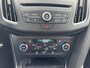 Ford Focus 1.0 Ecoboost ST-Line 125pk Achteruitrijcamera | 18 inch velgen | Voorruitverwarming | Apple Carplay, Android auto | Achterspoiler | Dealer onderhouden