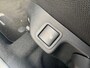 Peugeot 108 1.0 e-VTi Allure TOP! Airco | AppleCarplay/ Android Auto | All-season Banden | Camera | Chroom | Elektrisch Vouwdak | Stoelverwarming |