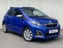 Peugeot 108 1.0 e-VTi Allure TOP! Airco | AppleCarplay/ Android Auto | All-season Banden | Camera | Chroom | Elektrisch Vouwdak | Stoelverwarming |