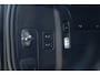 Land Rover Defender 110 2.0 P300e X-Dynamic HSE I Pano I 22 Inch I Head-up I