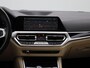BMW 3-Serie 318i Business Edition | Automaat | Schuifdak | Trekhaak | Leder | DAB | Virtual cockpit | Apple carplay | Navigatie | Stuur verwarming | Climate Control | Parkeersensoren | Lichtmetalen Velgen |