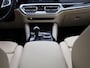 BMW 3-Serie 318i Business Edition | Automaat | Schuifdak | Trekhaak | Leder | DAB | Virtual cockpit | Apple carplay | Navigatie | Stuur verwarming | Climate Control | Parkeersensoren | Lichtmetalen Velgen |