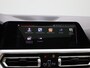 BMW 3-Serie 318i Business Edition | Automaat | Schuifdak | Trekhaak | Leder | DAB | Virtual cockpit | Apple carplay | Navigatie | Stuur verwarming | Climate Control | Parkeersensoren | Lichtmetalen Velgen |