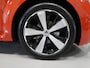 Volkswagen Beetle Cabriolet 1.2 TSI Sound Navigatie Stoelverwarming Cruise control Dealeronderhouden App connect Extra klokjes 18 inch Twister velgen Habanero Orange metallic Zeer nette staat