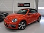 Volkswagen Beetle Cabriolet 1.2 TSI Sound Navigatie Stoelverwarming Cruise control Dealeronderhouden App connect Extra klokjes 18 inch Twister velgen Habanero Orange metallic Zeer nette staat
