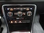 Volkswagen Beetle Cabriolet 1.2 TSI Sound Navigatie Stoelverwarming Cruise control Dealeronderhouden App connect Extra klokjes 18 inch Twister velgen Habanero Orange metallic Zeer nette staat