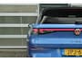 Volkswagen T-Roc 1.5 eTSI 150pk DSG Style First Edition | Head-up | 20" Velgen | Rondomzicht Camera