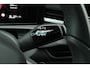 Volkswagen T-Roc 1.5 eTSI 150pk DSG Style First Edition | Head-up | 20" Velgen | Rondomzicht Camera