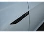 Volkswagen Golf 8 1.5 eTSI R-Line DSG Pano Navi Acc Pdc Cam IQ Led