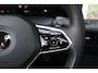 Volkswagen Golf 8 1.5 eTSI R-Line DSG Pano Navi Acc Pdc Cam IQ Led