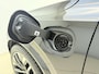 Volvo XC90 T8 Plug-in hybrid AWD Ultra Dark | Schuif\kantel dak | B & W Audio | Voorstoelen verwarmd en verkoeld | Trekhaak |