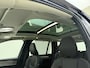 Volvo XC90 T8 Plug-in hybrid AWD Ultra Dark | Schuif\kantel dak | B & W Audio | Voorstoelen verwarmd en verkoeld | Trekhaak |
