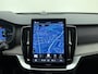 Volvo XC90 T8 Plug-in hybrid AWD Ultra Dark | Schuif\kantel dak | B & W Audio | Voorstoelen verwarmd en verkoeld | Trekhaak |