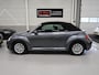 Volkswagen Beetle Cabriolet 1.2 TSI Design Airco-ecc Stoelverwarming Navigatie Sportvelgen PDC Windscherm Boekjes aanwezig Bluetooth Elektrische cabrioletkap Cruise control Metallic lak Nette staat