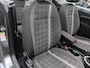 Volkswagen Beetle Cabriolet 1.2 TSI Design Airco-ecc Stoelverwarming Navigatie Sportvelgen PDC Windscherm Boekjes aanwezig Bluetooth Elektrische cabrioletkap Cruise control Metallic lak Nette staat