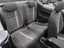 Volkswagen Beetle Cabriolet 1.2 TSI Design Airco-ecc Stoelverwarming Navigatie Sportvelgen PDC Windscherm Boekjes aanwezig Bluetooth Elektrische cabrioletkap Cruise control Metallic lak Nette staat