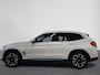 BMW iX3 Executive 80 kWh | 98.6% SOH! | Pano | Leer | AllSeason | Navi | LED ( Vestiging - Nieuwegein )