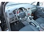Ford C-Max 1.8-16V Limited, , Zaterdag 16-5 gesloten, Dealer onderhouden, Airco, Cruise, Parkeersensoren achter, Hoge instap, Isofix, 2e eigenaar, Trekhaak, Prijs incl. apk, beurt en 3 mnd garantie