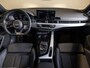 Audi A4 Avant 35 TFSI 3x S-Line / 150pk / Panorama dak / Achteruitrij camera / Stoelverwarming /