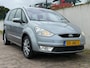 Ford Galaxy 2.0-16V Ghia/ 7 ZITS/NAVI/CLIMA/CRUISE/APK 05-2027/LEUKE INRUIL AUTO/