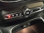 Volvo XC40 1.5 T4 Recharge R-Design Expression 211Pk Automaat (APPLE CARPLAY, GROOT NAVI, STUUR/STOELVERWARMING, LEDER, CAMERA, SPORTSTOELEN, GETINT GLAS, ELEK ACHTERKLEP, NIEUWSTAAT)