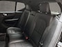 Volvo XC40 1.5 T4 Recharge R-Design Expression 211Pk Automaat (APPLE CARPLAY, GROOT NAVI, STUUR/STOELVERWARMING, LEDER, CAMERA, SPORTSTOELEN, GETINT GLAS, ELEK ACHTERKLEP, NIEUWSTAAT)