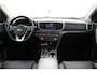 Kia Sportage 1.6 T-GDI DynamicPlusLine Automaat - Schuif-/kanteldak - Trekhaak - Keyless - Stoelverwarming - Apple CarPlay/Android Auto - Fabrieksgarantie tot 10-2026