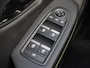 Renault Megane E-Tech EV60 Optimum Charge Iconic / SOH 93,22% / Dealer onderhouden / CCS snellader / Stuur- & Stoelverwarming / Achteruitrijcamera / Draadloze telefoon lader / Apple Carplay Android Auto / Warmtepomp / Adaptief cruise control /