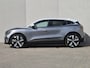 Renault Megane E-Tech EV60 Optimum Charge Iconic / SOH 93,22% / Dealer onderhouden / CCS snellader / Stuur- & Stoelverwarming / Achteruitrijcamera / Draadloze telefoon lader / Apple Carplay Android Auto / Warmtepomp / Adaptief cruise control /