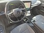 Renault Megane E-Tech EV60 Optimum Charge Iconic / SOH 93,22% / Dealer onderhouden / CCS snellader / Stuur- & Stoelverwarming / Achteruitrijcamera / Draadloze telefoon lader / Apple Carplay Android Auto / Warmtepomp / Adaptief cruise control /