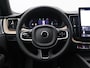 Volvo XC60 2.0 T8 Plug-in hybrid AWD Ultra Black Edition Exec Panoramadak, Trekhaak, 22" LM Velgen, Bowers & Wilkins, Luchtvering, Head-Up Display, Side Assist, Keyless