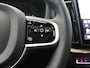 Volvo XC60 2.0 T8 Plug-in hybrid AWD Ultra Black Edition Exec Panoramadak, Trekhaak, 22" LM Velgen, Bowers & Wilkins, Luchtvering, Head-Up Display, Side Assist, Keyless