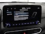 Hyundai Kona 1.6 GDI HEV Premium | 1e eigenaar | Stoelventilatie | Leder | Adaptive cruise | Head-Up | Trekhaak | Achterbankverwarming | Carplay | Navigatie | Keyless | Krell Audio | Side Assist | Stoelverwarming