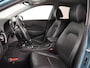 Hyundai Kona 1.6 GDI HEV Premium | 1e eigenaar | Stoelventilatie | Leder | Adaptive cruise | Head-Up | Trekhaak | Achterbankverwarming | Carplay | Navigatie | Keyless | Krell Audio | Side Assist | Stoelverwarming