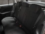 Skoda Kamiq 1.0 TSI Sport Automaat (APPLE CARPLAY, GROOT NAVI, CLIMATE, STOELVERWARMING, SPORTSTOELEN, PARKEERSENSOREN, GETINT GLAS, NIEUWSTAAT)