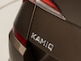 Skoda Kamiq 1.0 TSI Ambition Sport Automaat (APPLE CARPLAY, GROOT NAVI, CLIMATE, GETINT GLAS, STOELVERWARMING, SPORTSTOELEN, PARKEERSENSOREN, GETINT GLAS, NIEUWSTAAT)