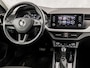Skoda Kamiq 1.0 TSI Sport Automaat (APPLE CARPLAY, GROOT NAVI, CLIMATE, STOELVERWARMING, SPORTSTOELEN, PARKEERSENSOREN, GETINT GLAS, NIEUWSTAAT)