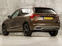 Skoda Kamiq 1.0 TSI Ambition Sport Automaat (APPLE CARPLAY, GROOT NAVI, CLIMATE, GETINT GLAS, STOELVERWARMING, SPORTSTOELEN, PARKEERSENSOREN, GETINT GLAS, NIEUWSTAAT)