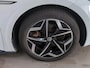 Volkswagen ID.3 First Plus 58 kWh 204 PK | Navigatie | 19" Lm velgen | Parkeercamera |